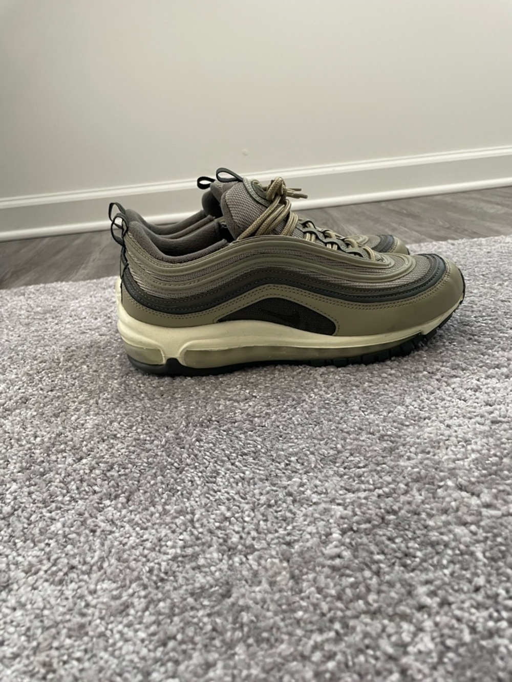 Nike Women's Olive Green and Black Wave-Style Sneakers